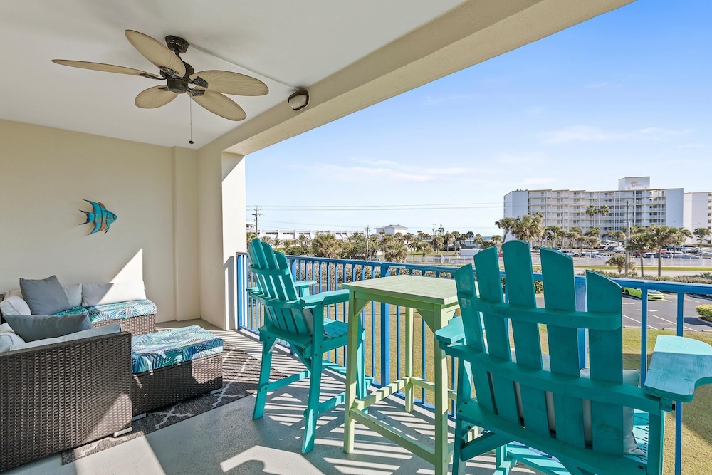 Oceanwalk 3-304