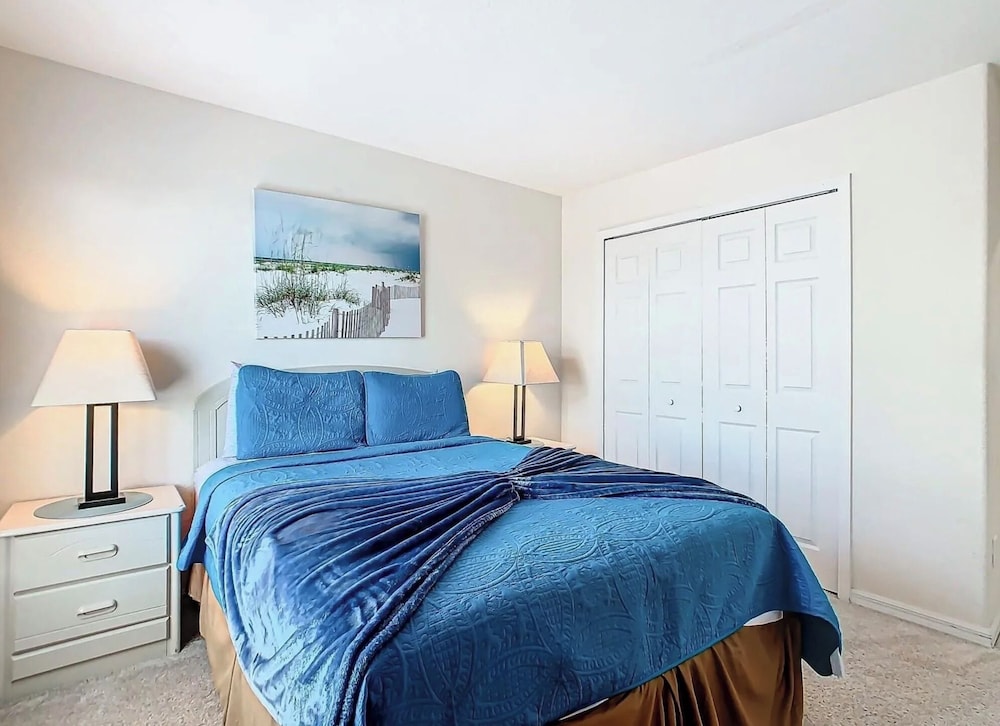 Coco Villa Stay for 10 w/ Resort-style Amenities
