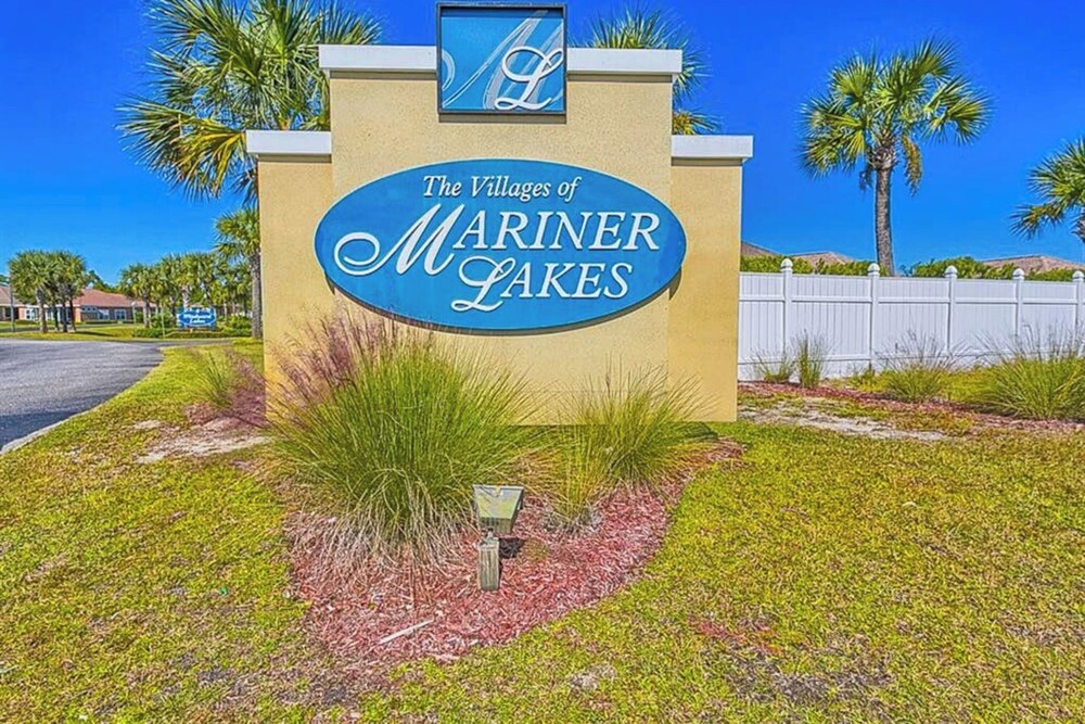 Mariner Lakes Condos