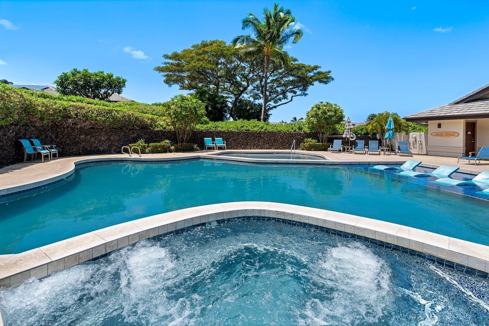 Close to Beaches & Restaurants - Spacious Townhome - Concierge Incl- Vrkcv