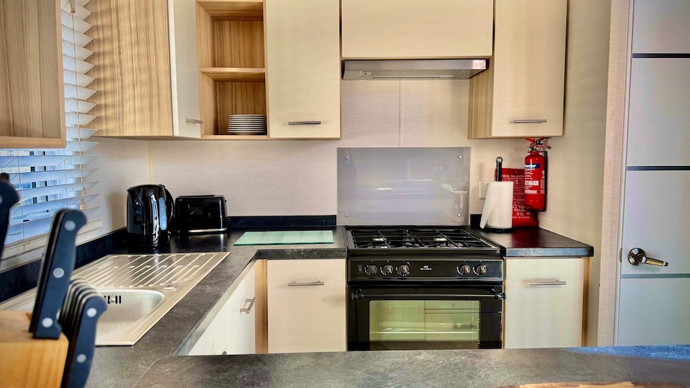 Marton Mere - 3 Bedroom Caravan
