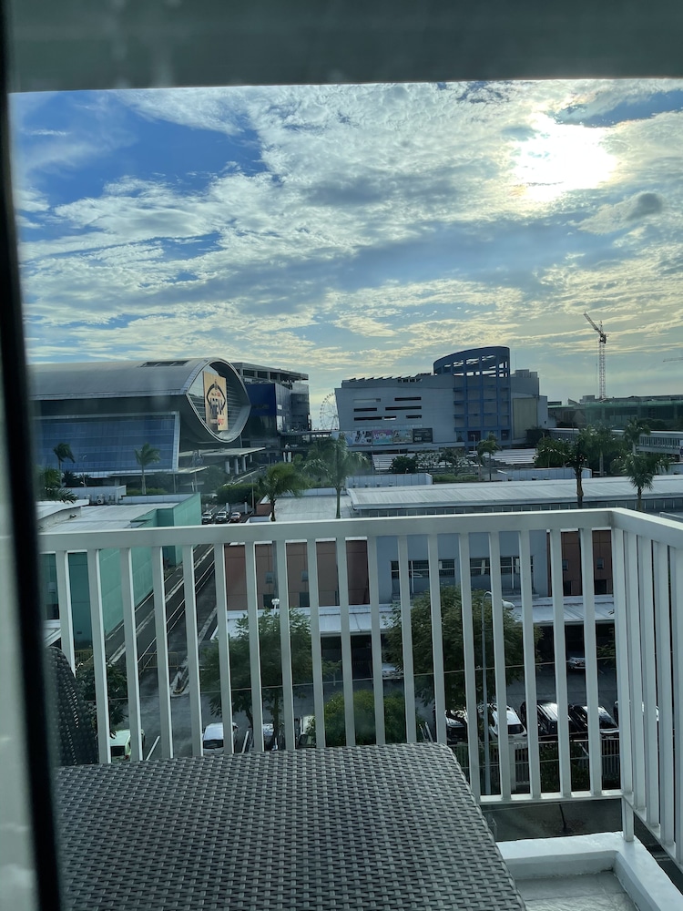 Premiere Haven at Sea Residences