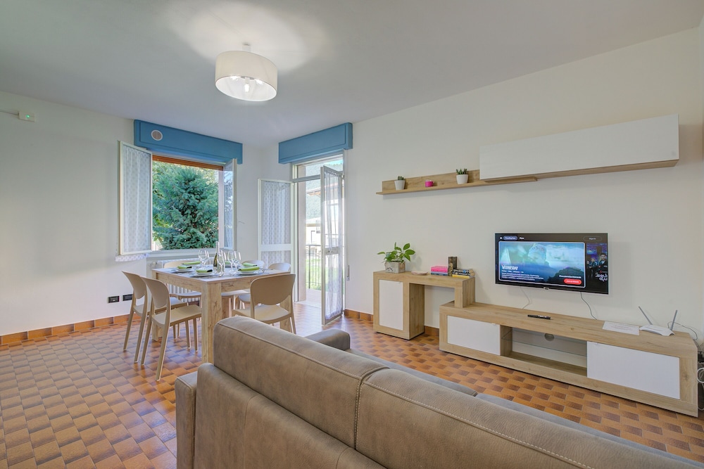 Mark Apartment