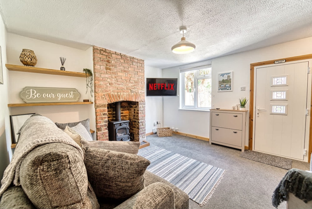 Host Stay London Road Cottage