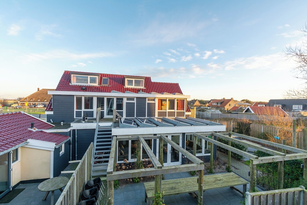 Spacious 22 Persons Holiday Home in Callantsoog