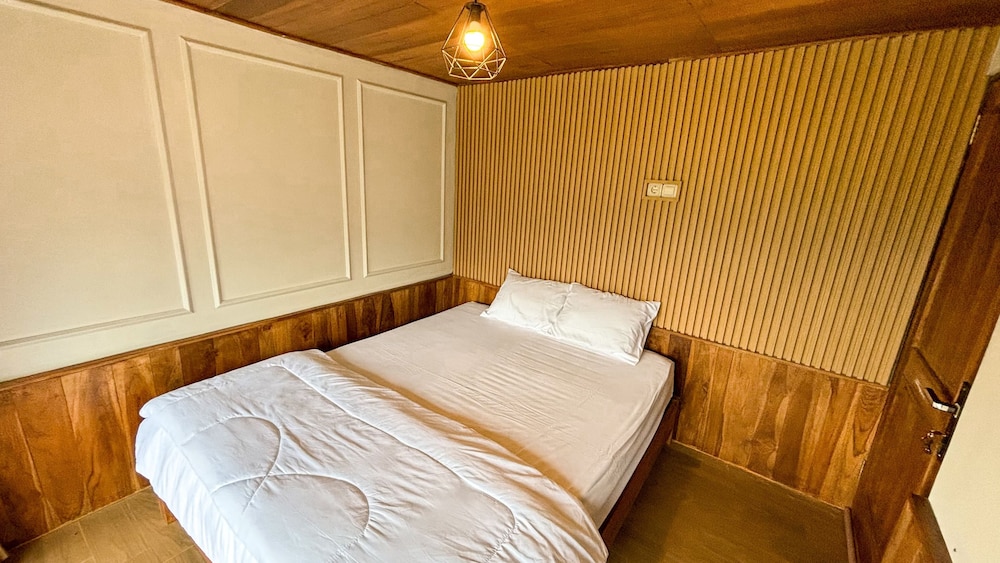 Hayasa Cabin Villa