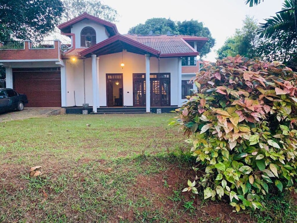 Kings Court Residency
