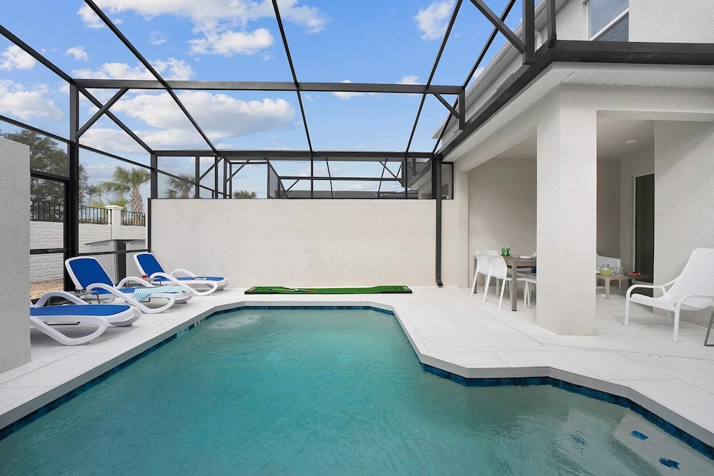 Vor5334aa: 4 Bed, Volcano Adventure, Pool