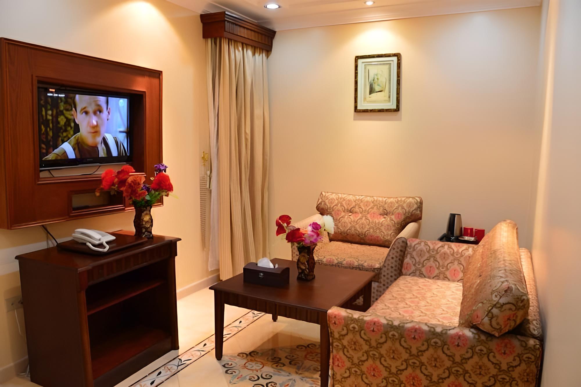 Hayat Radhwa Hotel