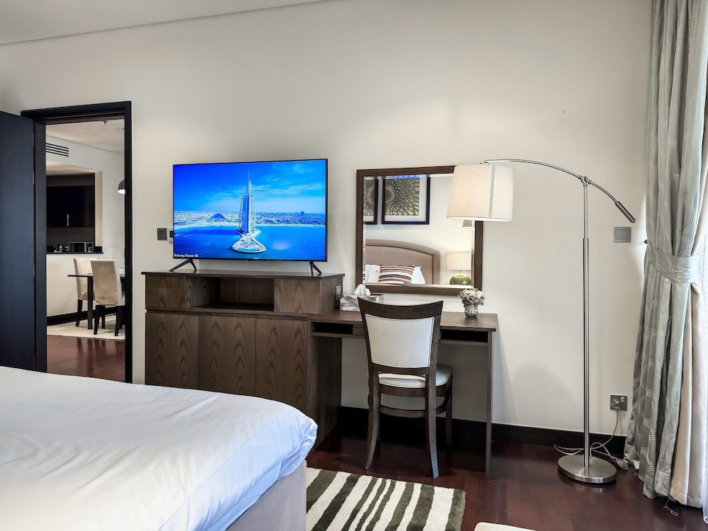 Resort Apartments - Royal Amwaj North