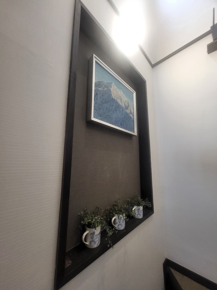 Hakuba Powder Lodge