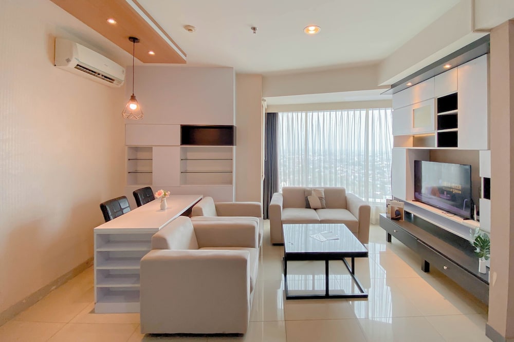 Nice And Elegant 2Br At Grand Kamala Lagoon Apartment