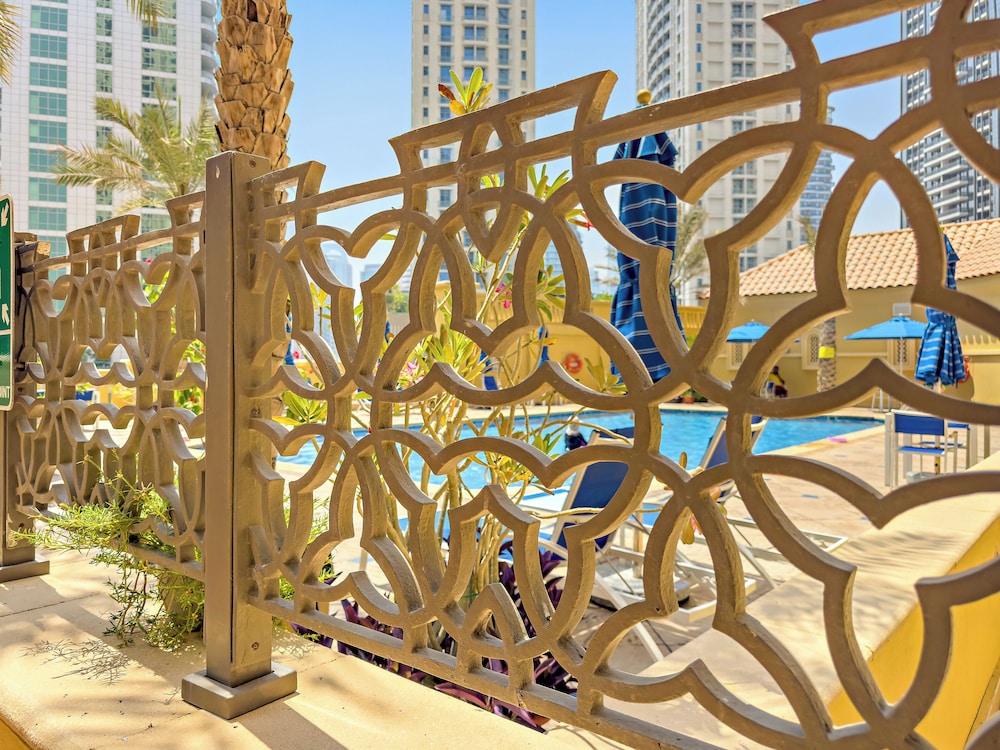 Silkhaus Amwaj 4