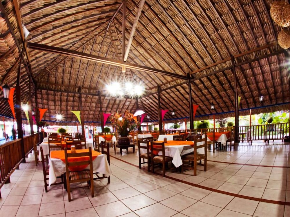 Tacarcuna Lodge