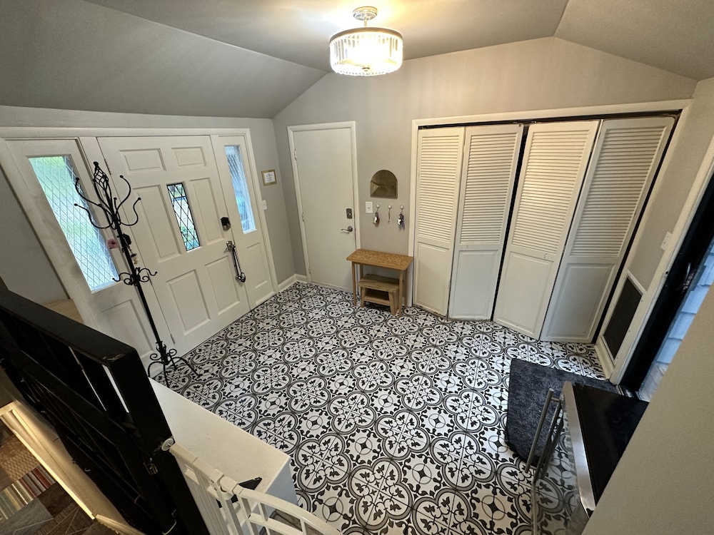 Casa Kelly 4 Bedroom Home by RedAwning - Property Image 6