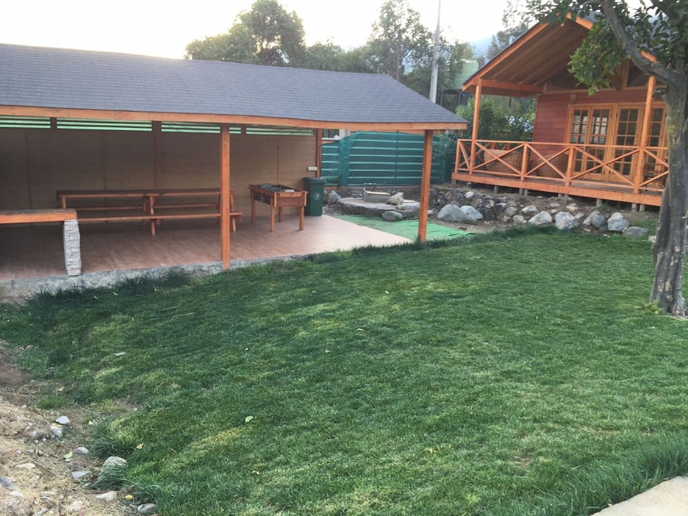Casa con Piscina en Olmue