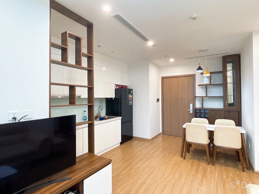 Vinhome SkyLake - Service Apartment