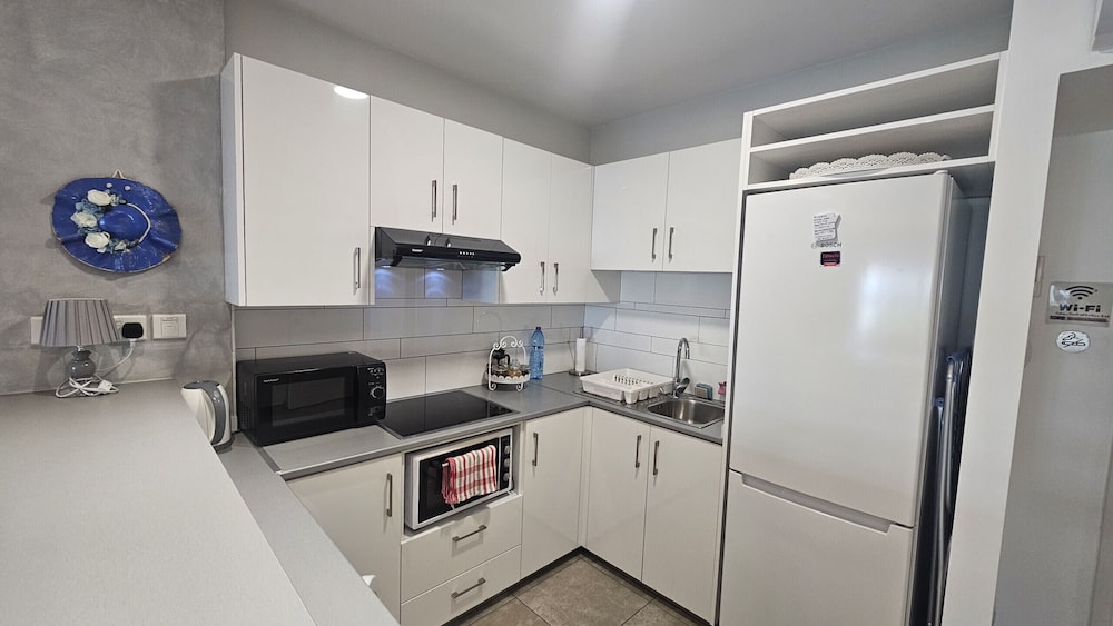 116 NIC 302b - Stay Armonia Central Suite