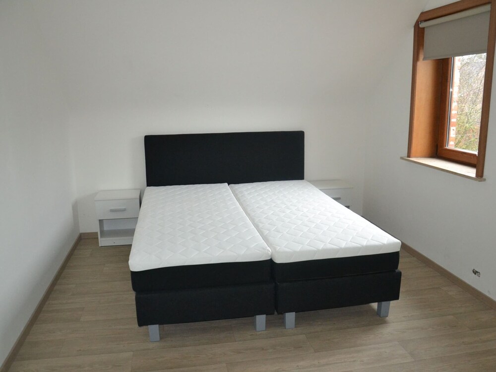 Apartment in Antwerp Near Verbeke Museum view 5