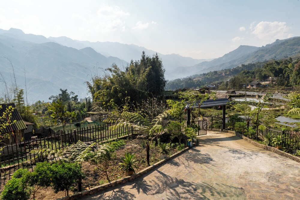 Hmong farmstay