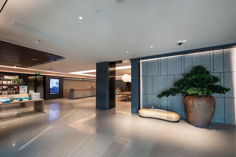 Ji Hotel Shanghai Pudong Airport Free Trade Zone