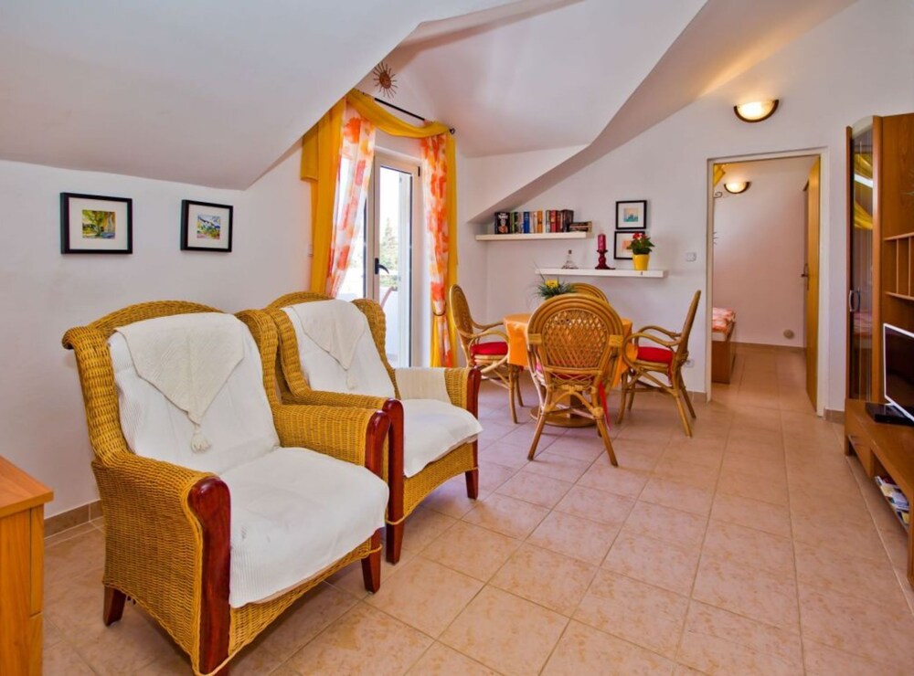 Charming and Sunny Hvar Apartments
