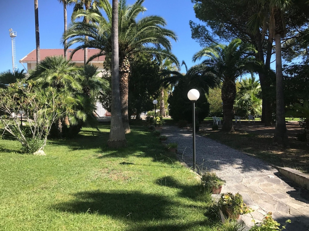 Photo 25