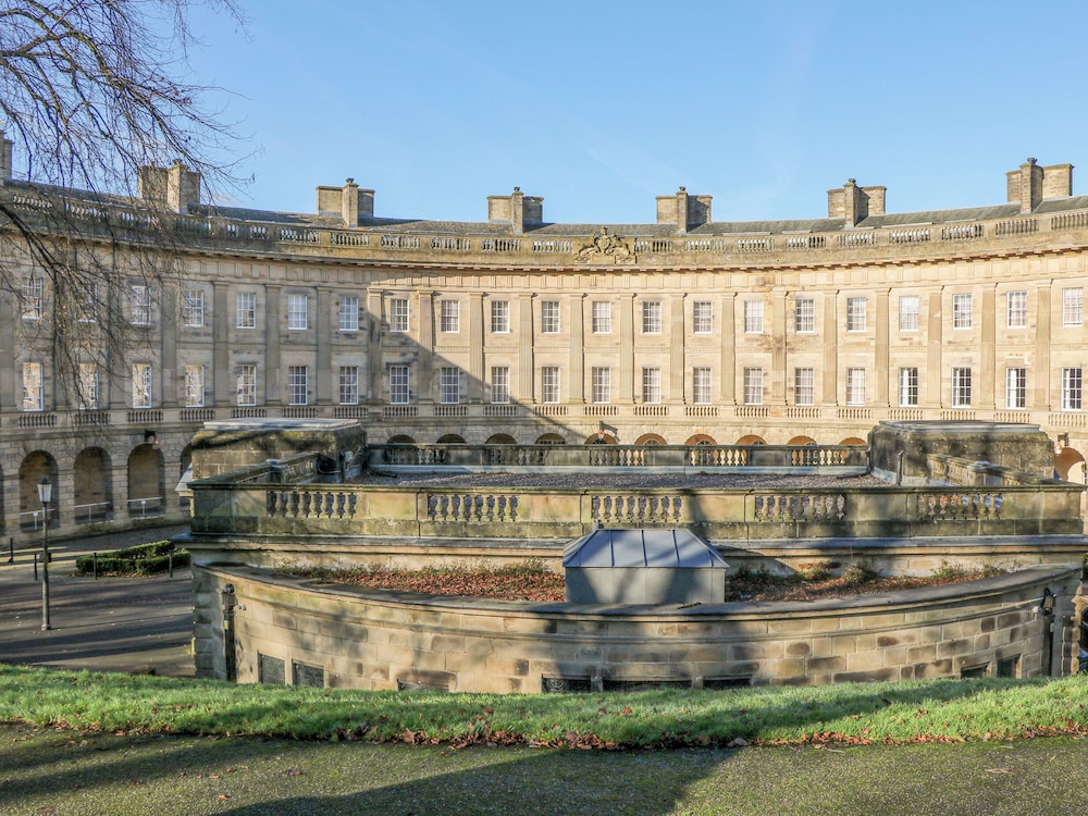 Chatsworth Suite