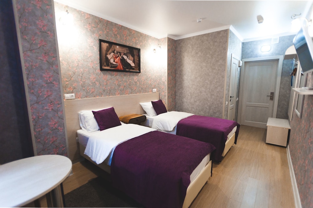 Hotel City