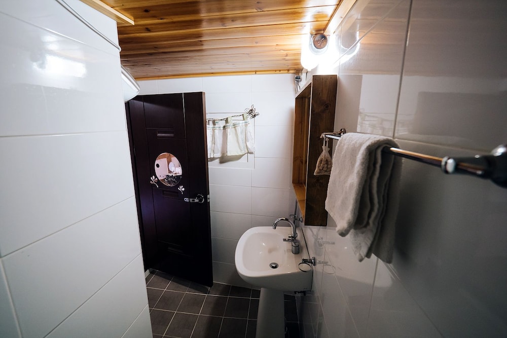Hohomom Guesthouse