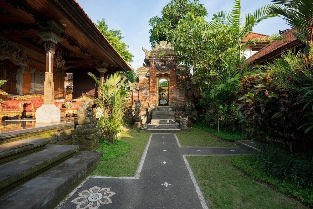 Puri Anyar Heritage