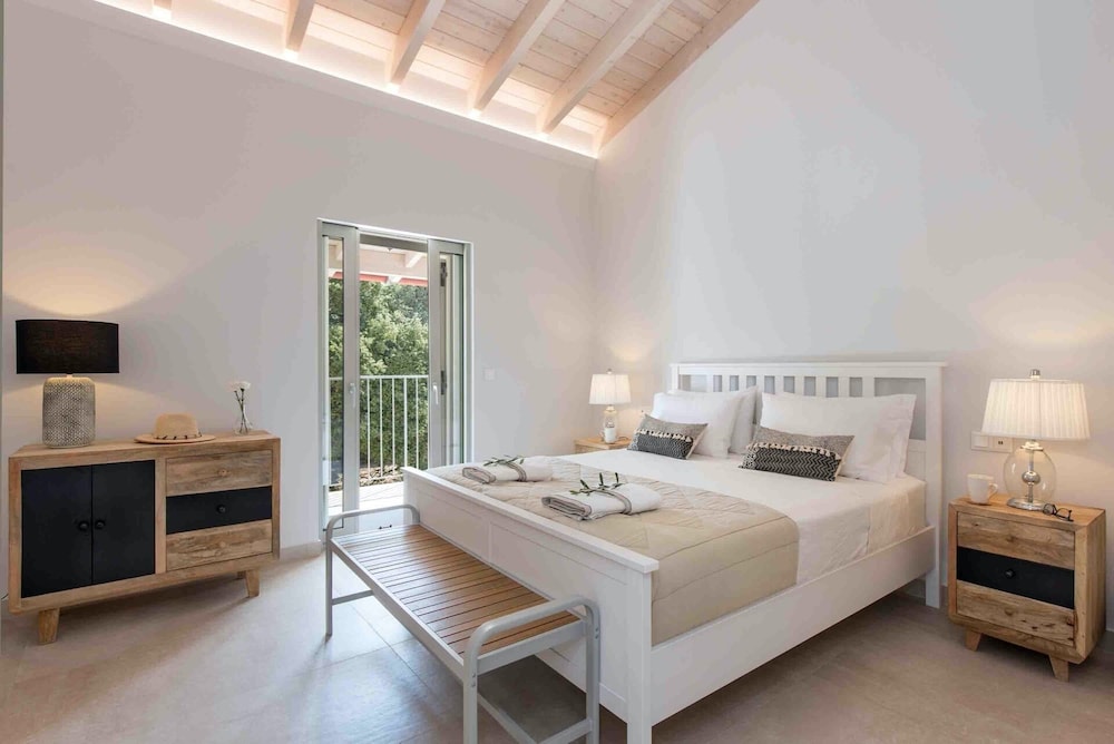 Villa Helonaki view 3