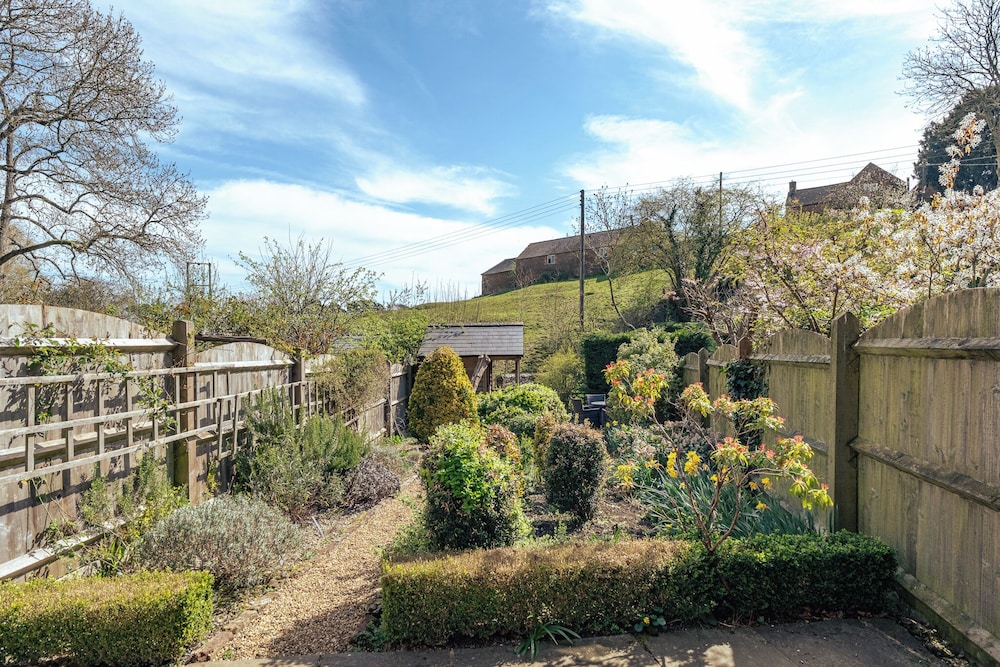 Sweetheart Cottage-Cosy 2BD in Cotswolds
