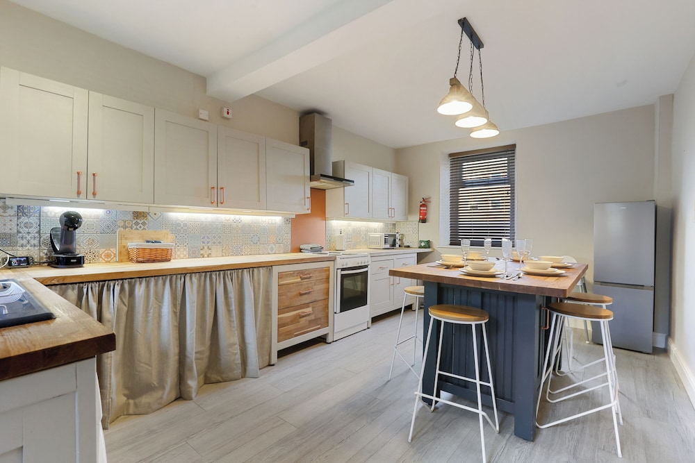 Home and Howay - North East Escapes