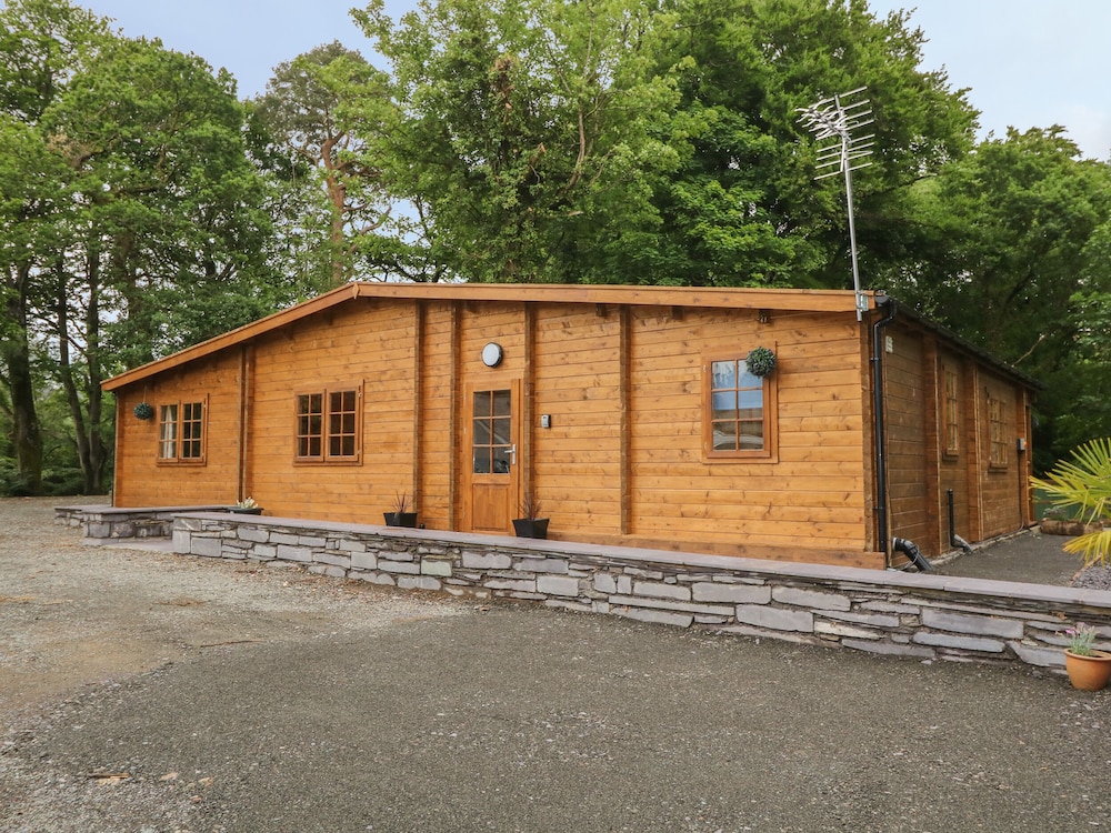 Bryn Derwen Lodge
