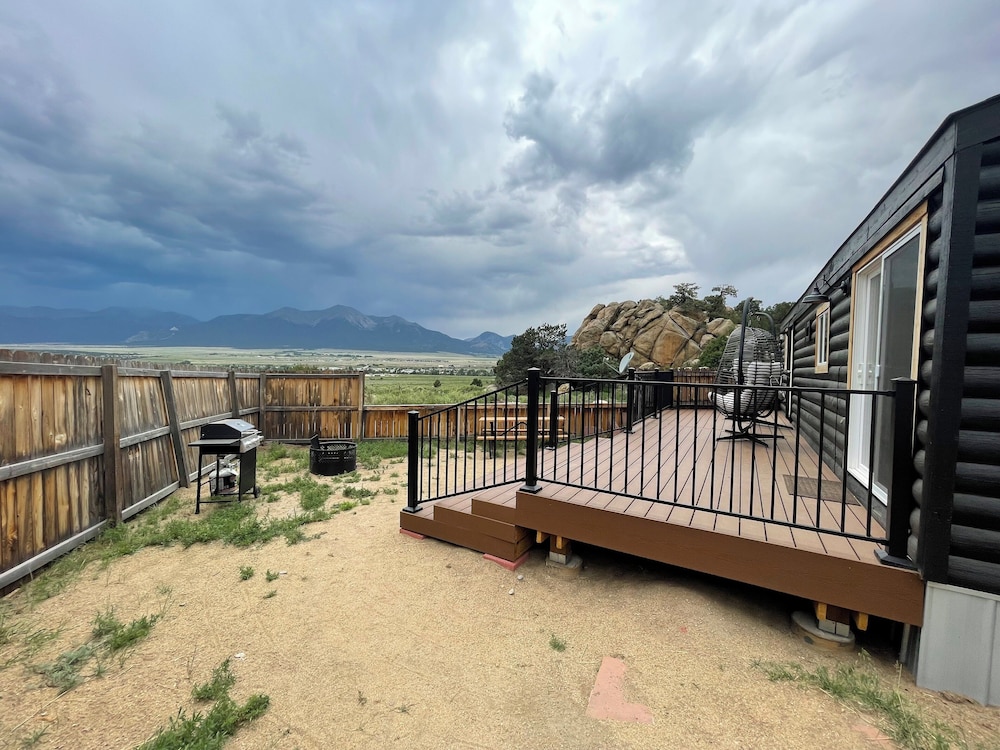 BV Overlook Camp & Lodging view 3