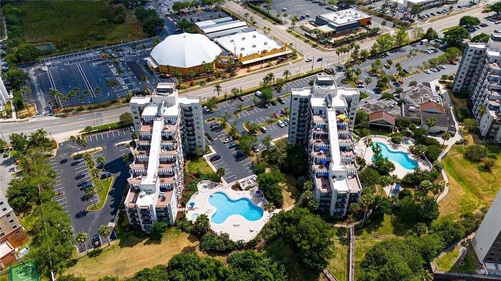 Enclave Swanky