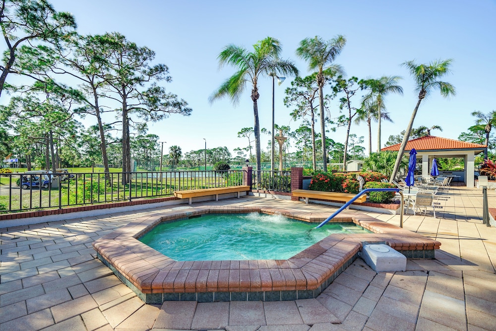 Tranquil Home Near Golf in North Fort Myers!