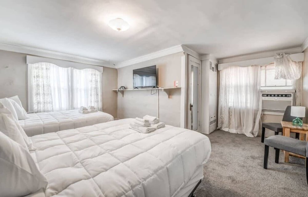 Garland Haven Hideaway Both Units