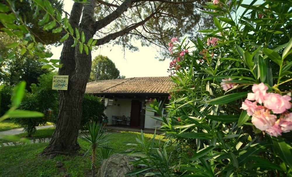 Cozy Duplex in Green Area of Lignano