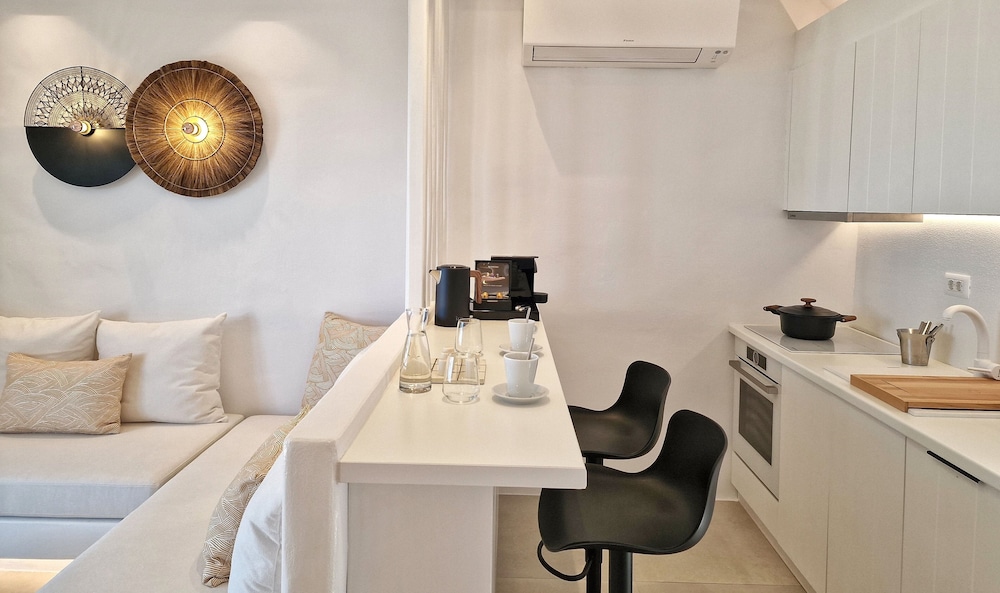 AGADA Folegandros