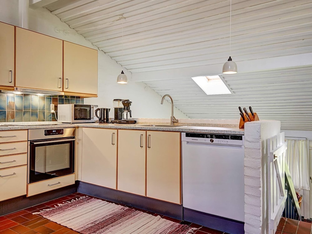 7 Person Holiday Home in Allinge view 4