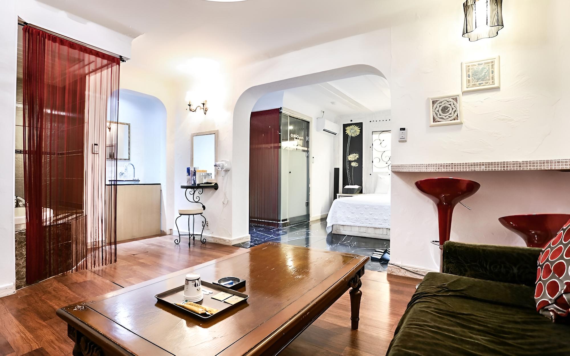 Photo 28