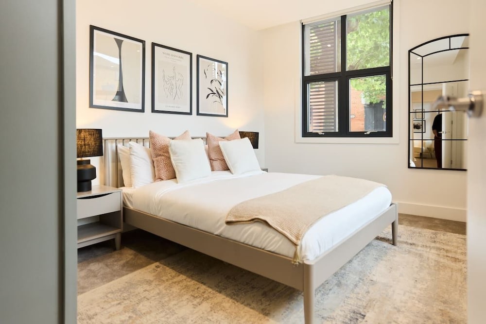 The Mitcham Place - Lovely 2bdr Flat view 3