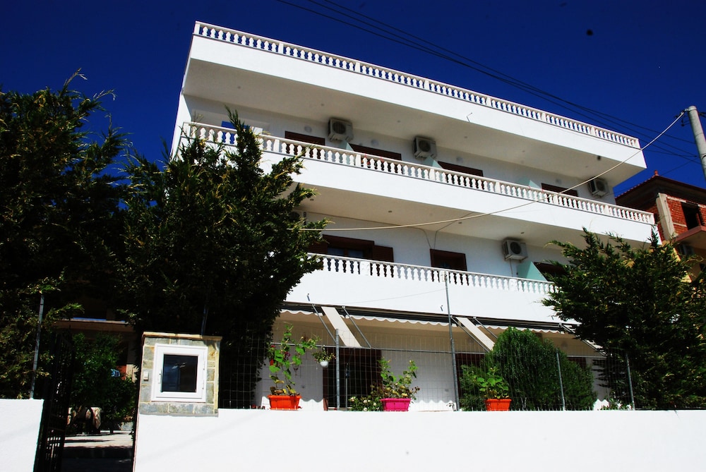 Vila Renato