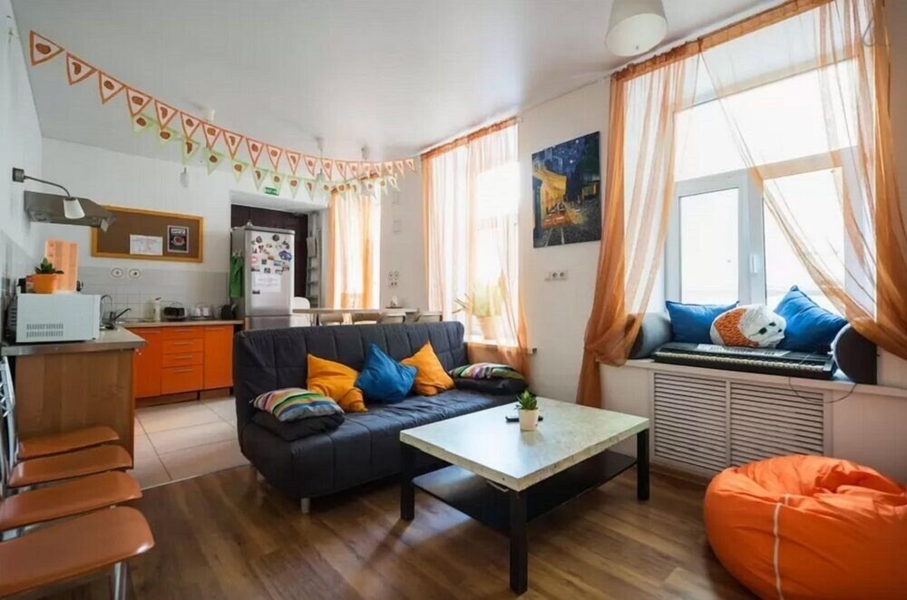 Online Hostel