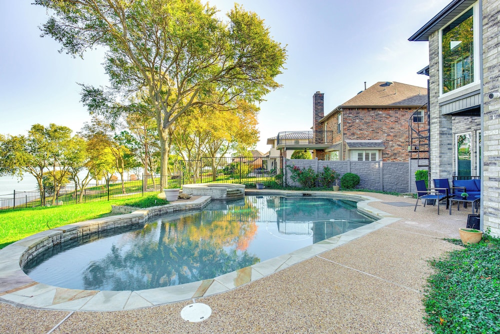Lakefront Home w/ Pool, Patio & Views in Rockwall