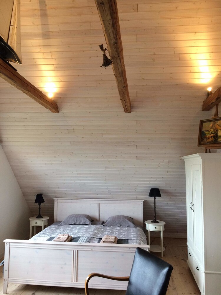 Gården mellan Slotten