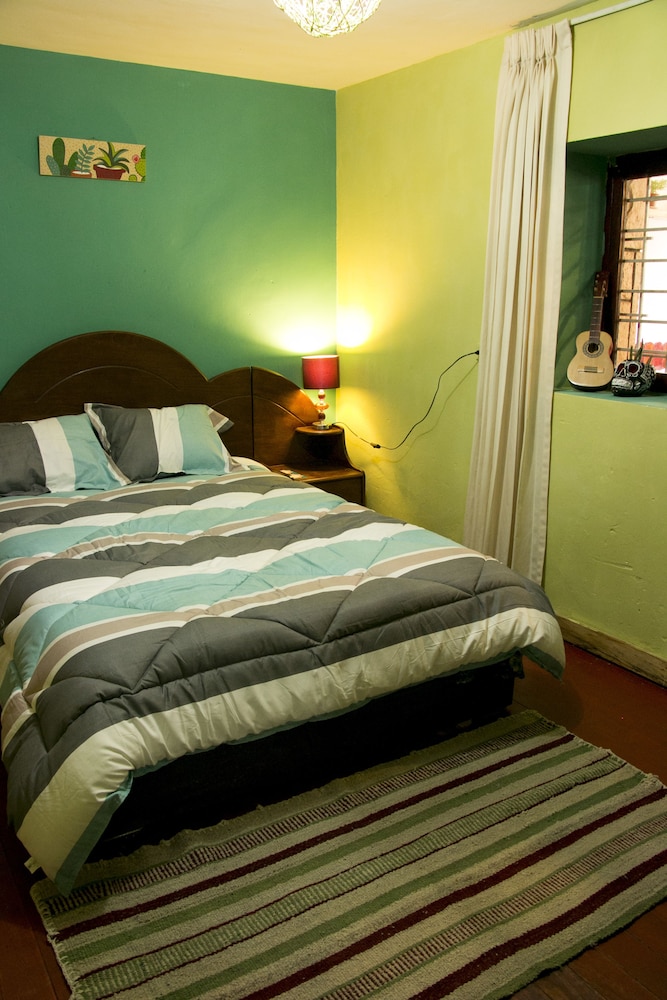 Pakocha House & Lodging