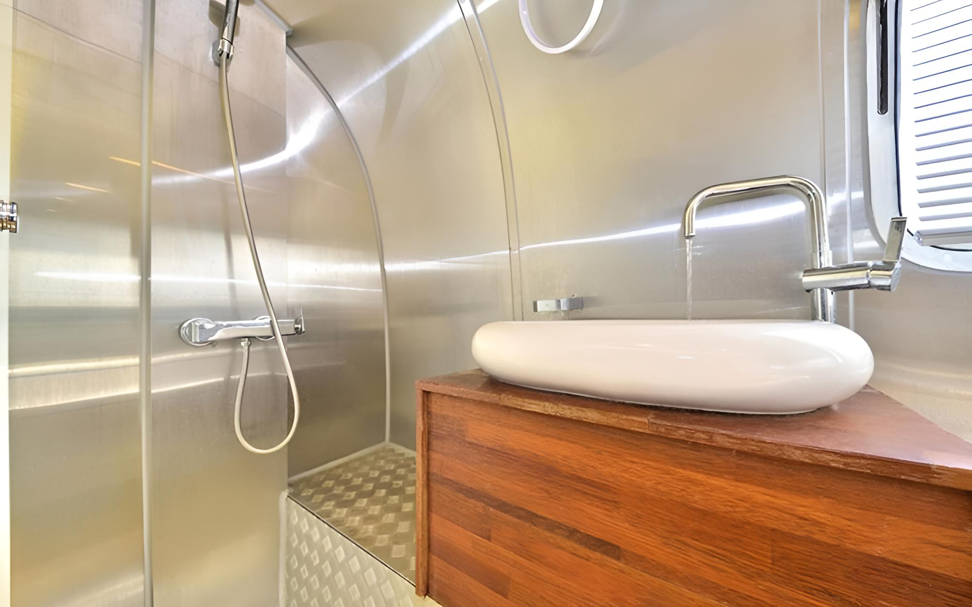 Pohang Glampingaen and Caravan Pension view 3